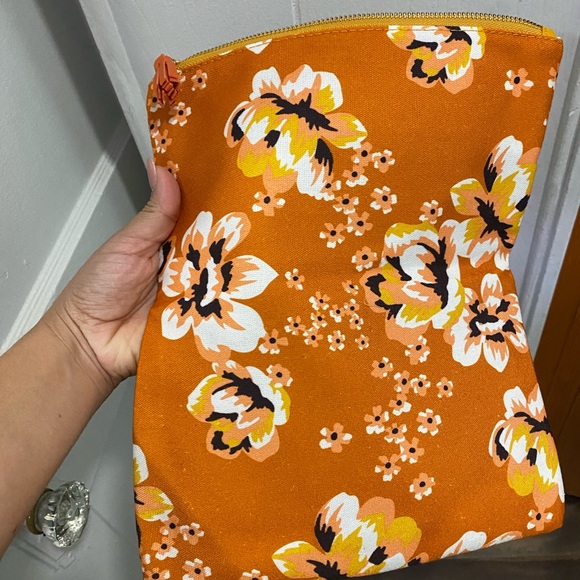 Rachel Pally - Picture 2 of 5